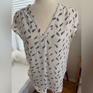 Fun 2 Fun Black and White Feather Print Blouse